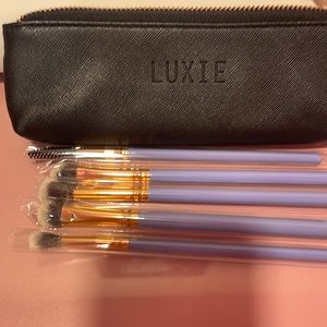 Luxie brushes